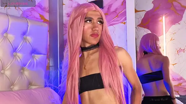 Luna_Sissy_ élő XXX-chatje