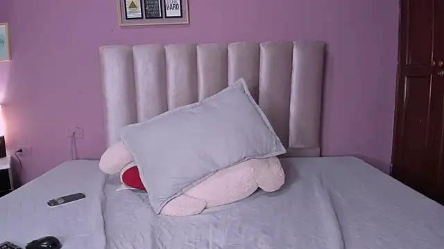 ORIANNA_21 Chat XXX live