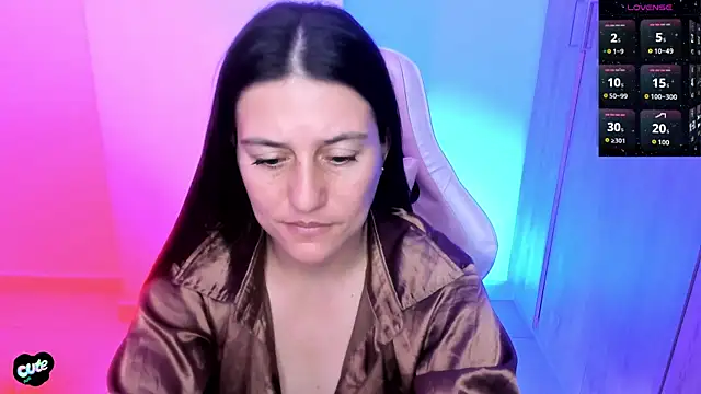 Chat XXX en directo de Saskyaa