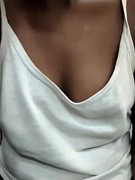 AAHNA_3's Live XXX Chat