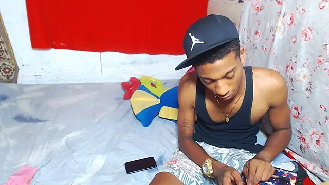 Chat +18 de EvaxEmma ao vivo