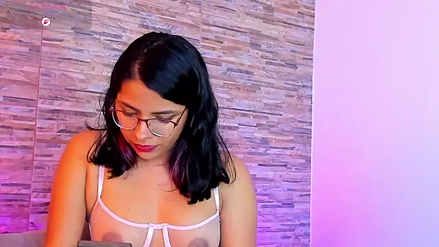 nath_redrex's Live XXX Chat
