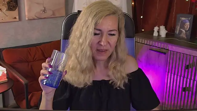 DonnaSmitth – Naživo XXX chat