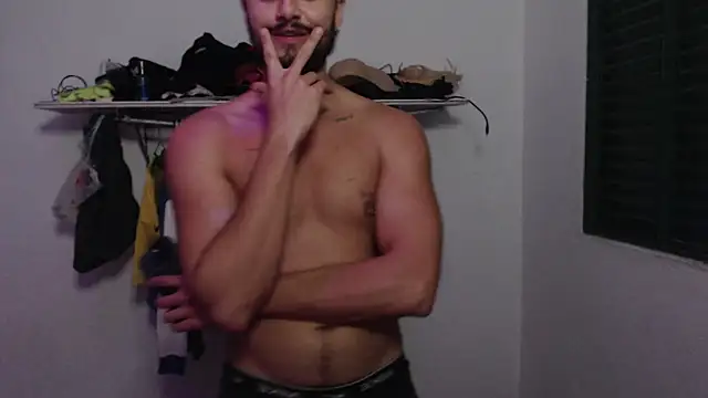 guzzfit Live XXX Chat