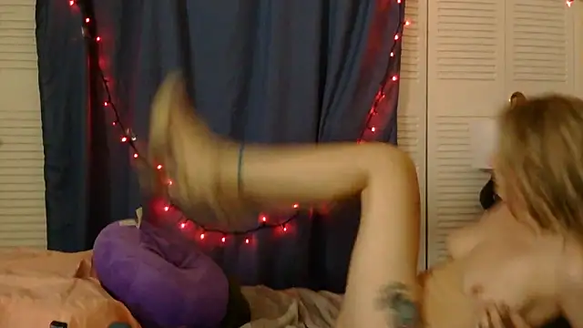 Chat XXX ao vivo de PeachyBabyx