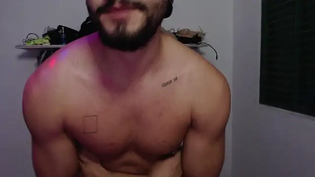 guzzfit's Live XXX Chat