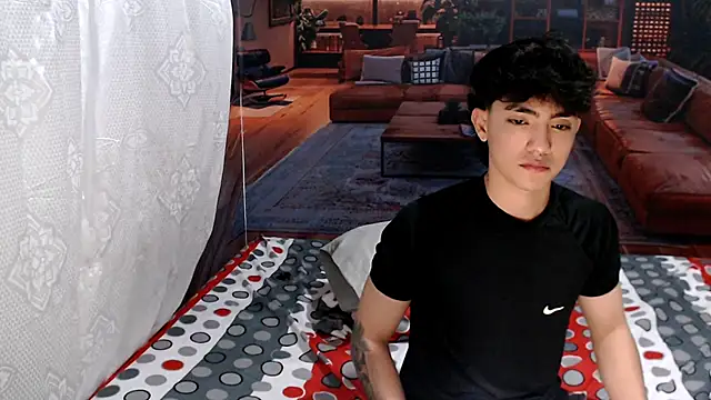 RomeoMillerr Pertunjukan Webcam