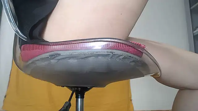 Mela889 现场XXX聊天