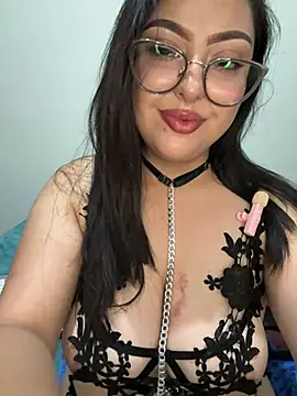 Chat XXX en directo de MileyGia
