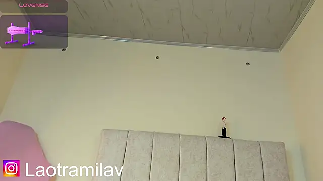 MilaVelour's Live XXX Chat