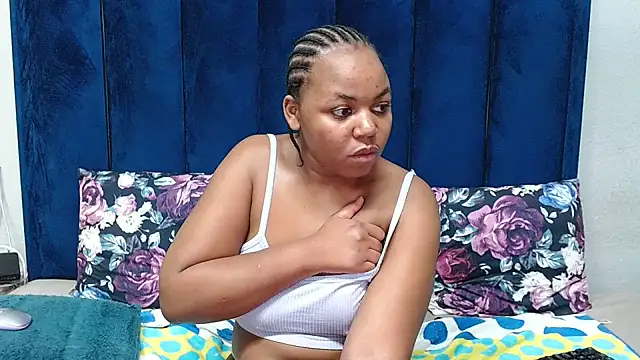 HotSmallTits – Live XXX-chat