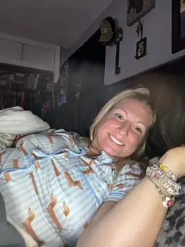 sweetkacibaby's Webcam Show