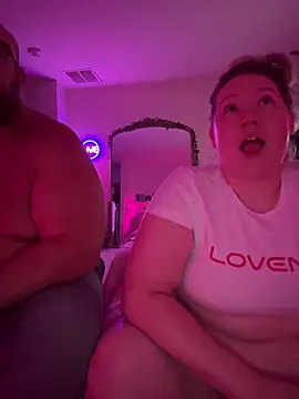 Czat XXX na żywo – PiggyRose