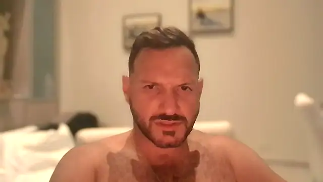JonJ0's Live XXX Chat