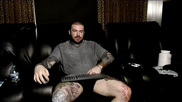 nathaniel_13's Live XXX Chat