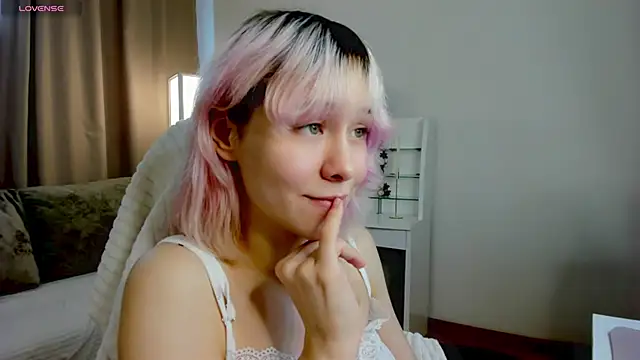 EmilyTrase 라이브 XXX 채팅