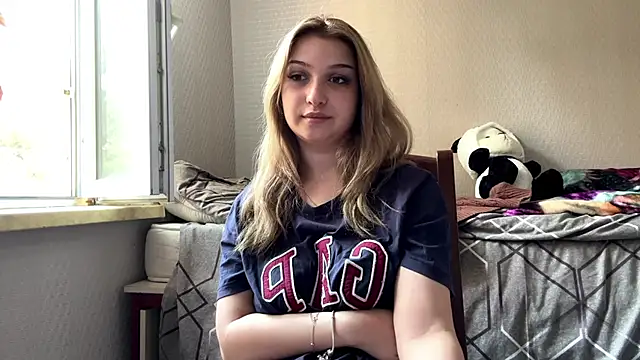 Онлайн чат XXX CloudyFoxy