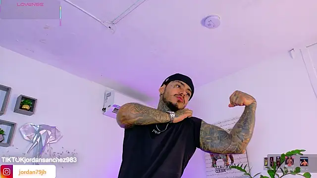 Онлайн чат XXX JordanSmiith_