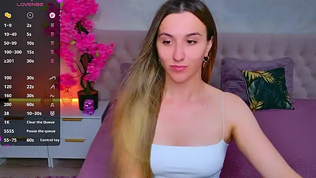 JasminUqueen Chat XXX in diretta