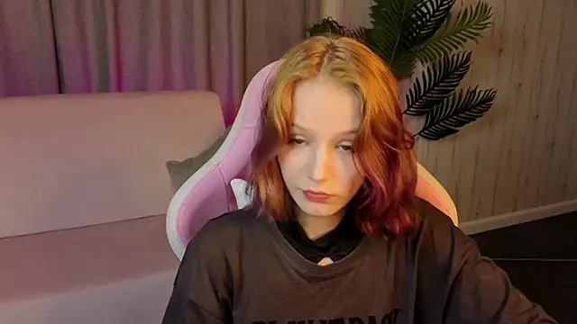AliceJohansone Chat XXX in diretta