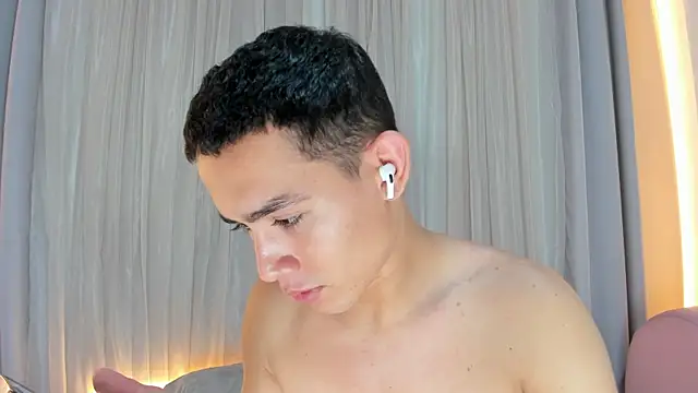 Litzy1_'s Live XXX Chat