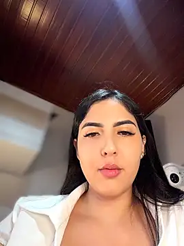 צ'אט XXX בשידור חי של I_AM_SOPHIE_