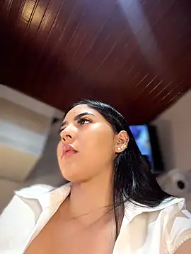 I_AM_SOPHIE_'s Live XXX Chat
