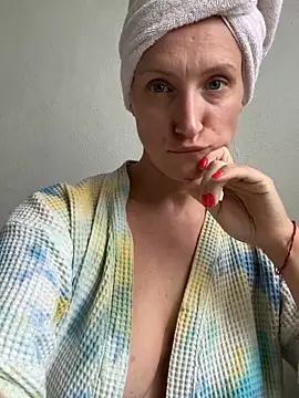 UmaTruewoman's Live XXX Chat