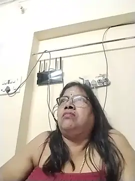 XXX chat uživo modela bigbum68