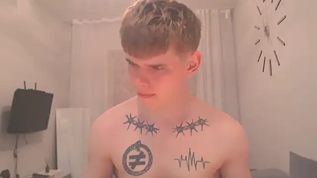 Онлайн чат XXX Fredd_Xanders