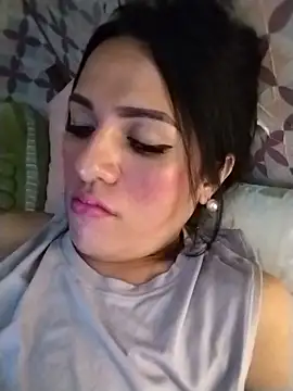 Yourbabyshane লাইভ XXX চ্যাট