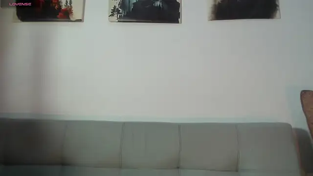 hannajonnes1's Live XXX Chat