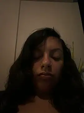 allybluee777's Live XXX Chat