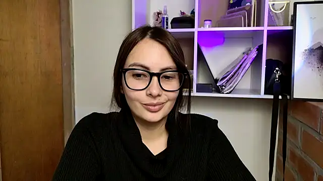 Онлайн чат XXX lalawhitte