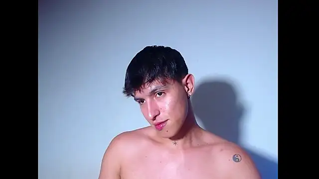Chat XXX en directo de rowanbig