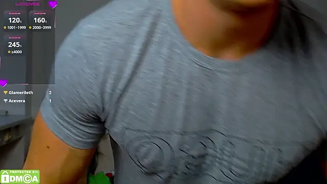 XXX chat uživo modela ZeinMiracles