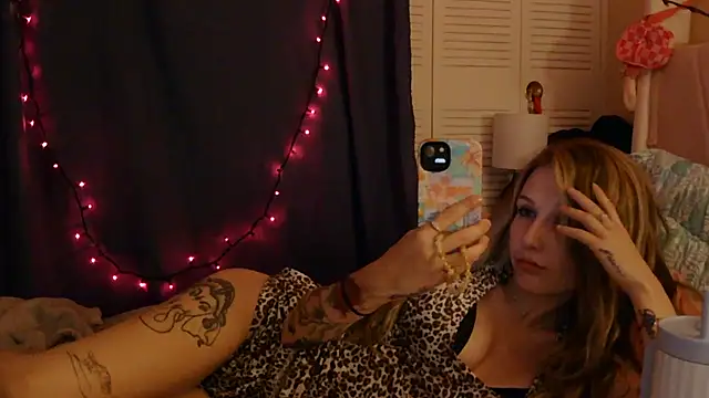 PeachyBabyx Chat XXX in diretta