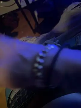 madehercumm Webcam-Show