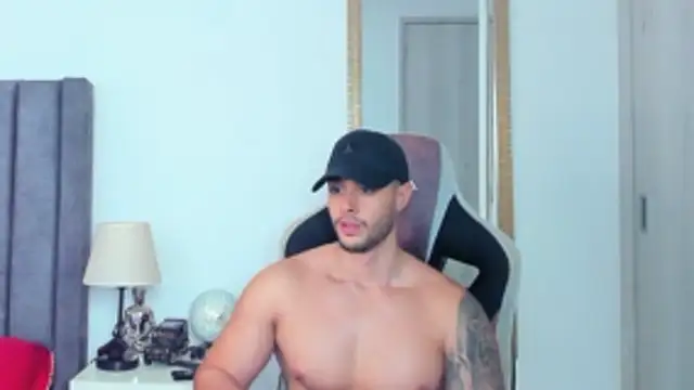 Ken_mailik1 Adlı Modelin Canlı XXX Sohbeti