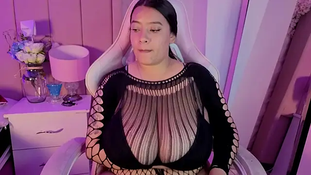 Онлайн чат XXX MollyBigBoobs12