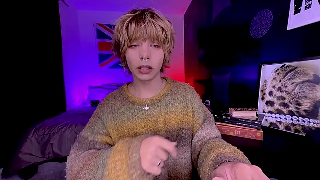 Aronn_44 即時 XXX 聊天