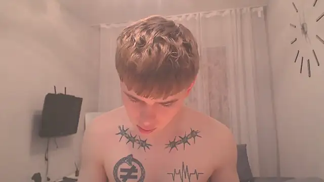 Fredd_Xanders élő XXX-chatje
