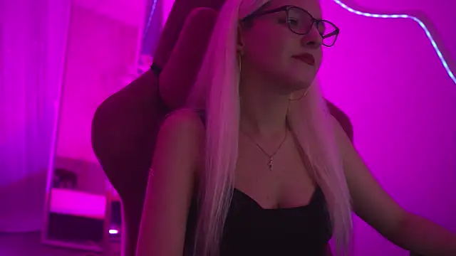ViolaMore XXX чат на живо