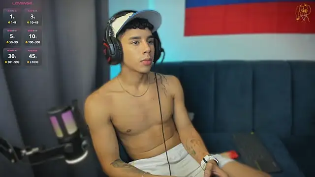 andy_cute22's Live XXX Chat