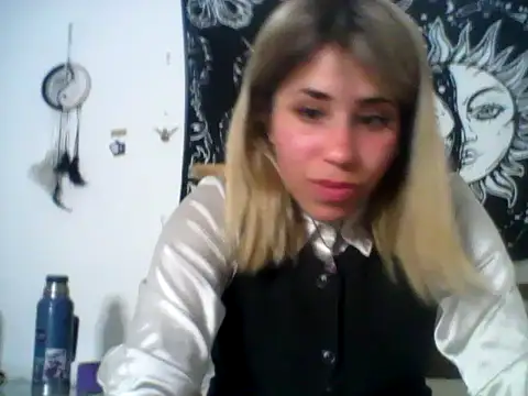 sashaaaaa2026's Live XXX Chat