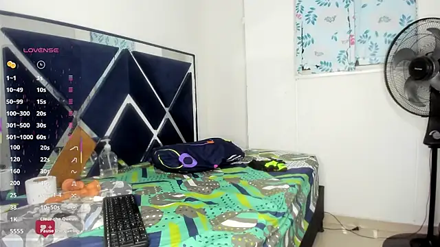 Ninna_Vergara – Live XXX-chat