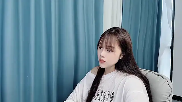 Qingqing19 XXX чат на живо