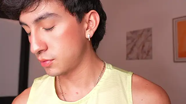 Chat XXX ao vivo de sweettaaron01