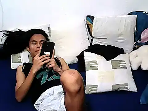 Онлайн чат XXX xxhottinybabe