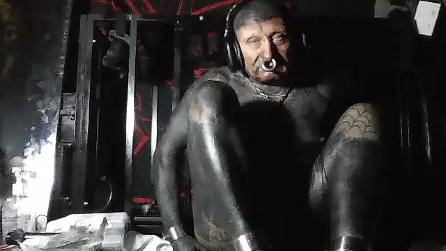 objectwrom élő XXX-chatje